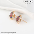 25349 xuping elegante 18k Goldfarbe herzförmige Design-Ohrringe aus synthetischem Zirkon